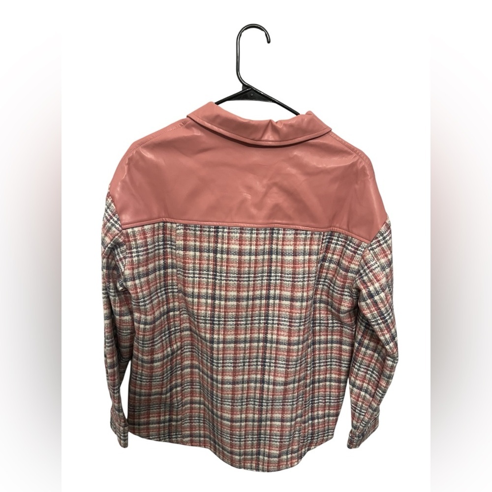 NWT‎ Kori Plaid Shacket w/ Faux Leather Yoke Button-Up – New With Tags – Small - Picture 4 of 4